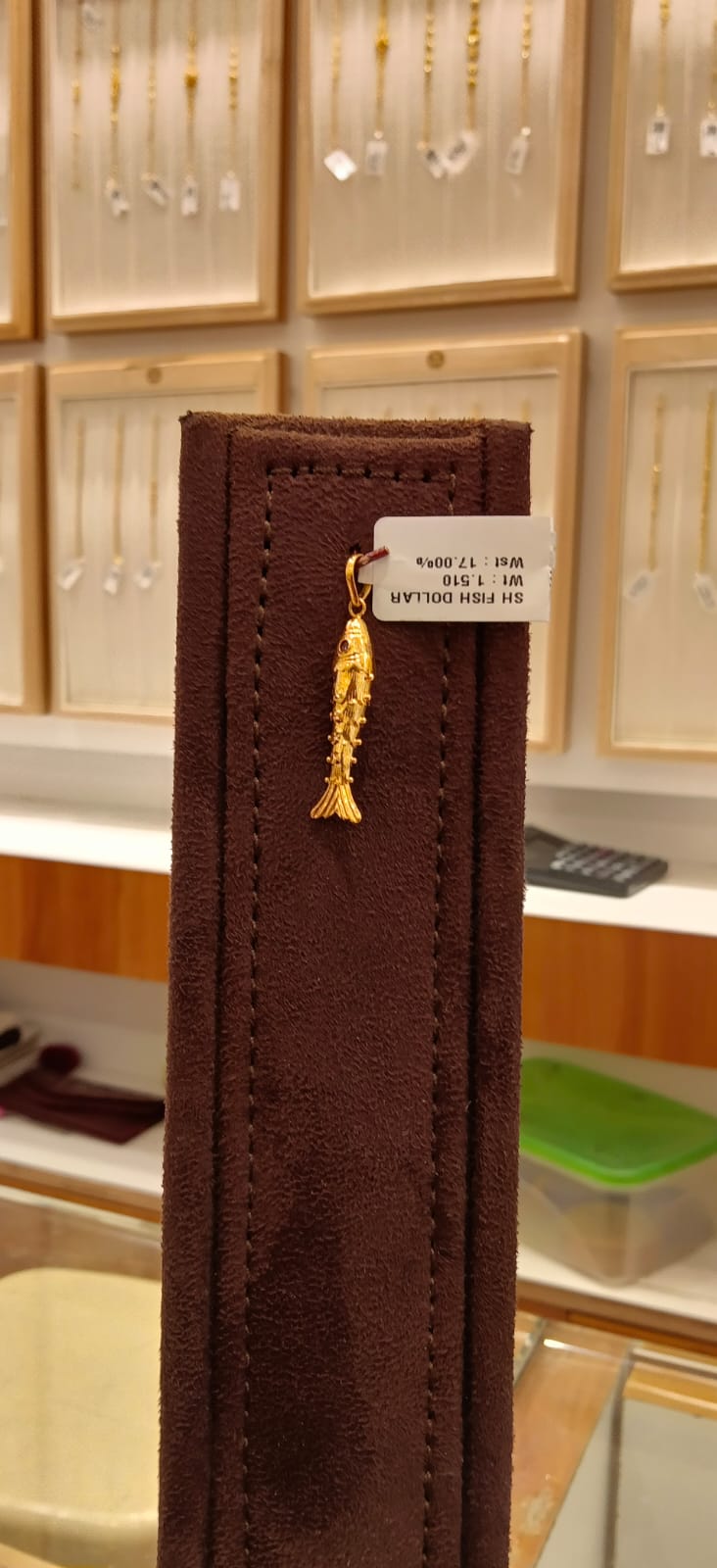 Single Hook Dollar